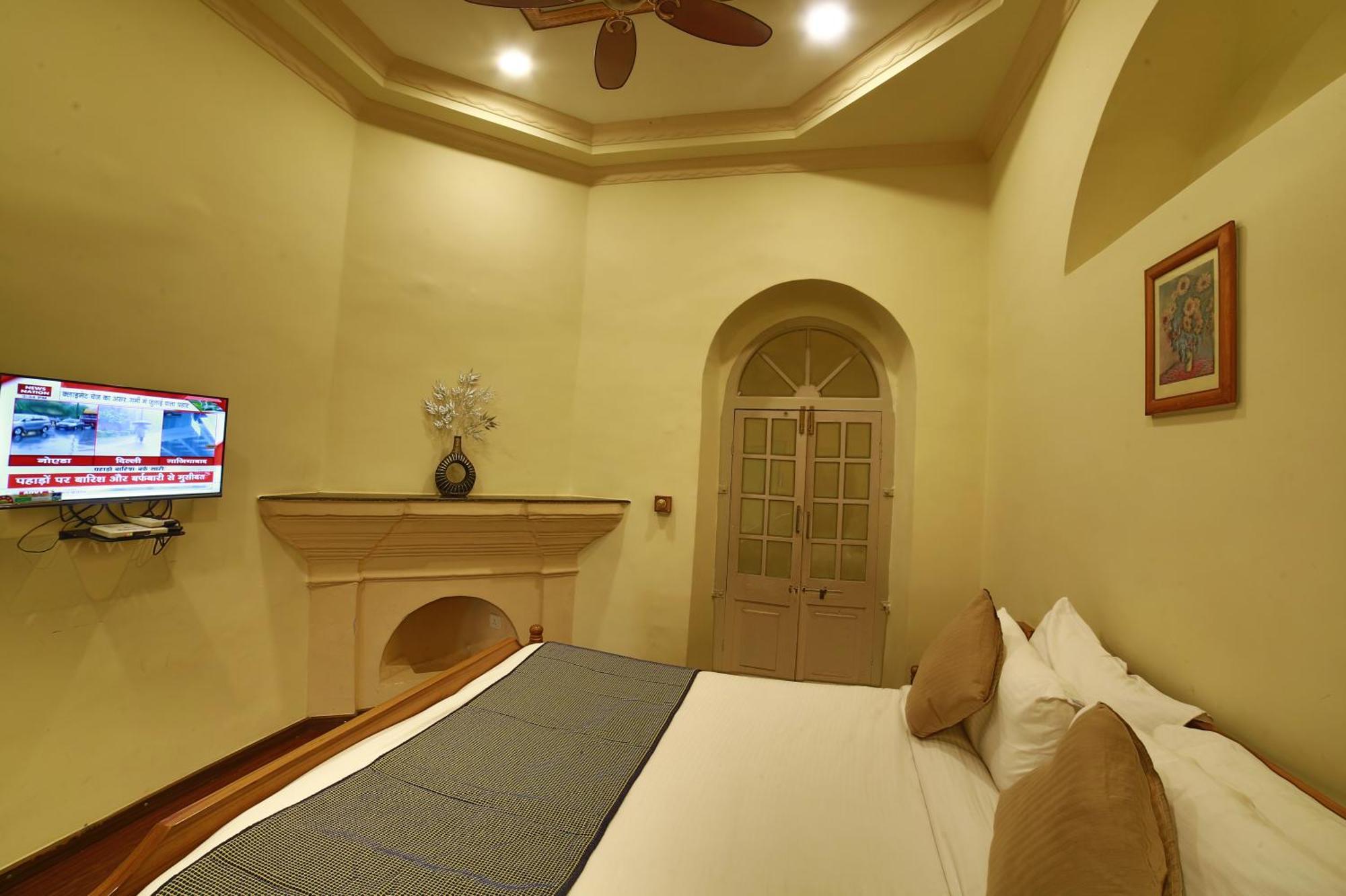 Briars Heritage Mount Abu Exterior photo